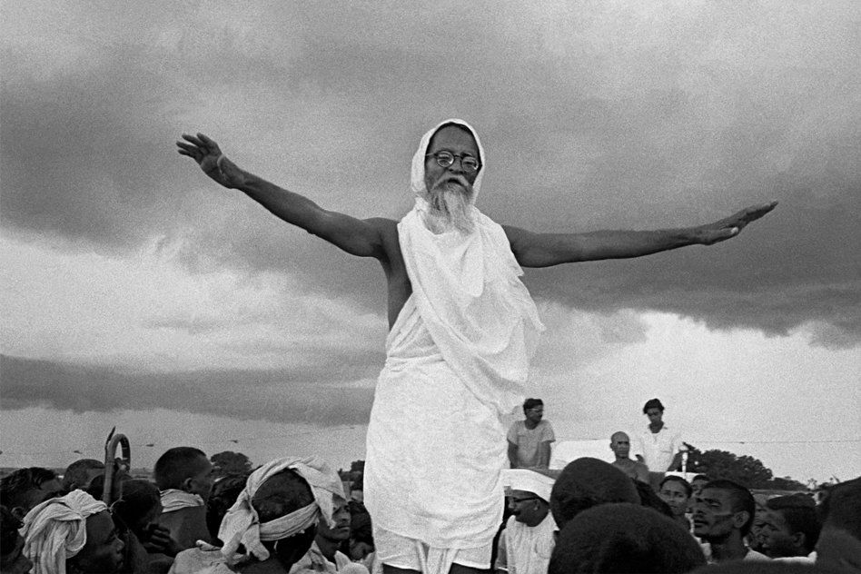 acharya vinoba bhave the first individual satyagrahi chosen by mahatma gandhi