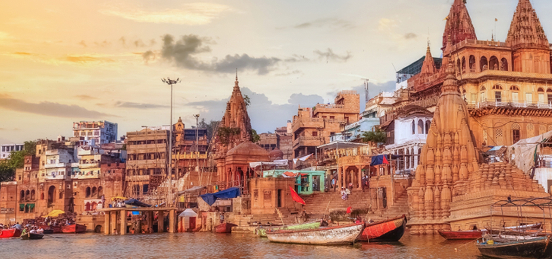 varanasi explored: insider tips for young travellers in the city