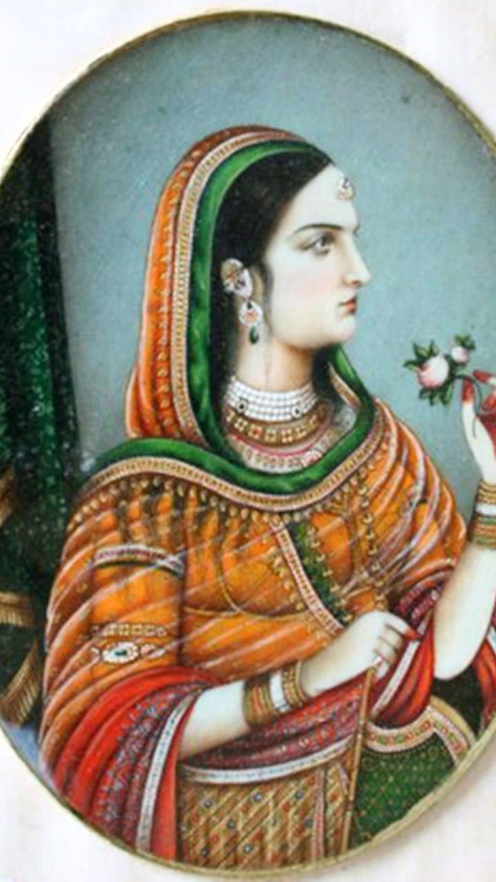 beyond the veil power and influence of mughal queens